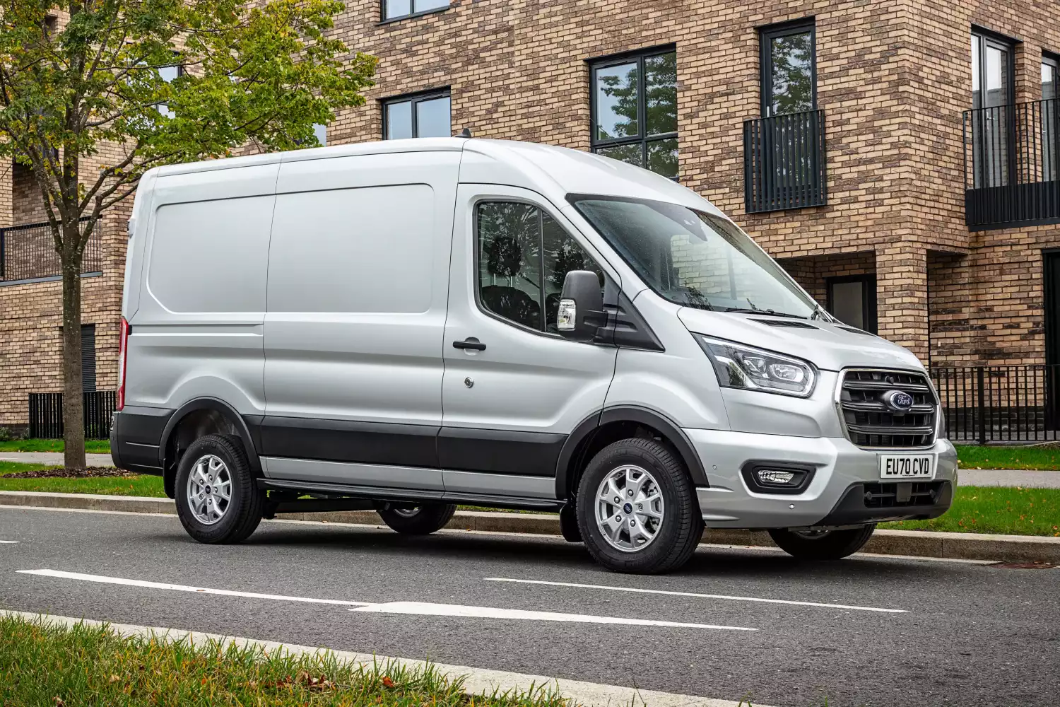 Ford Transit organizer for road trip